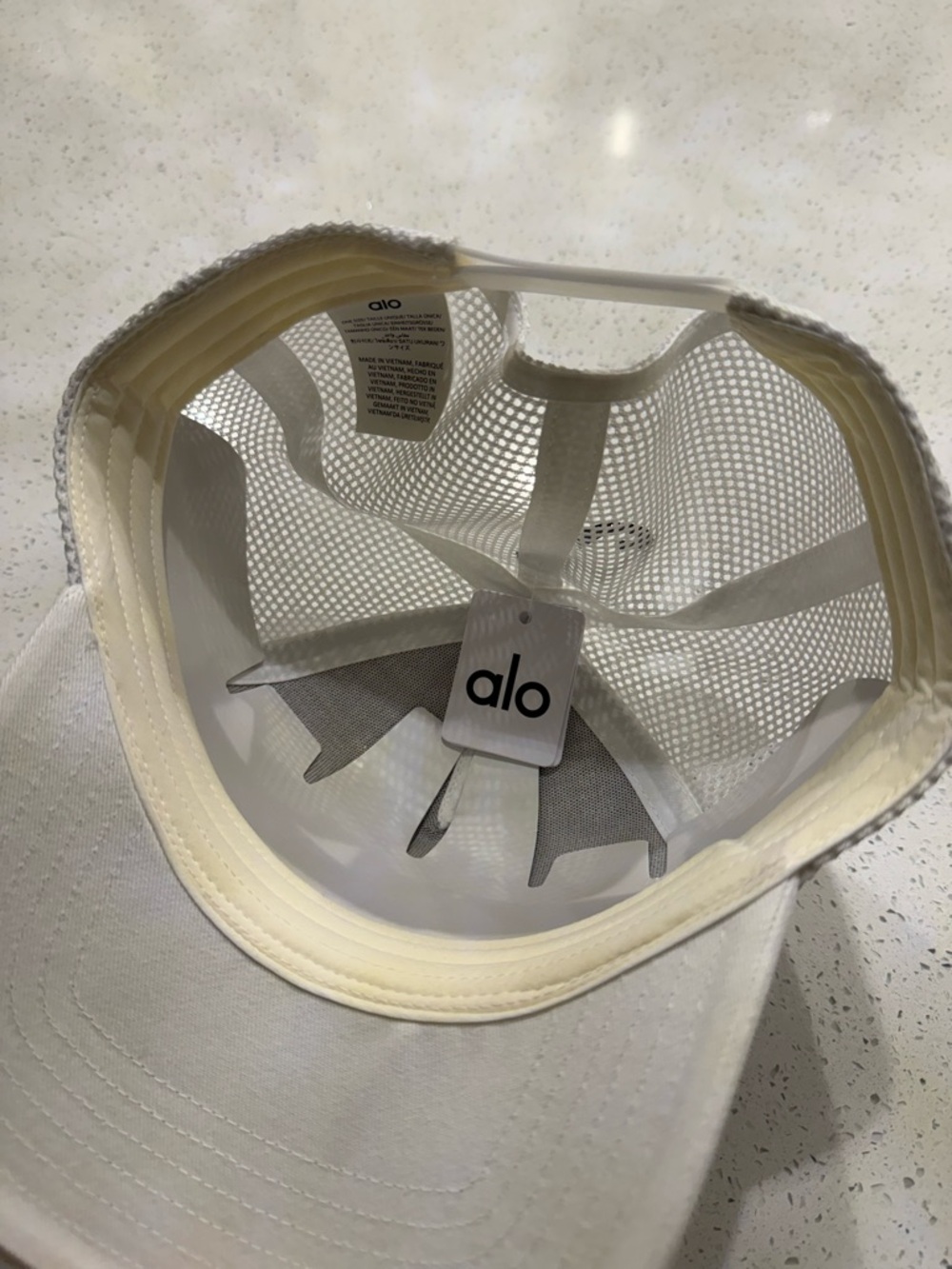 ALO Yoga Mesh Trucker Cap White - Picture 2 of 2